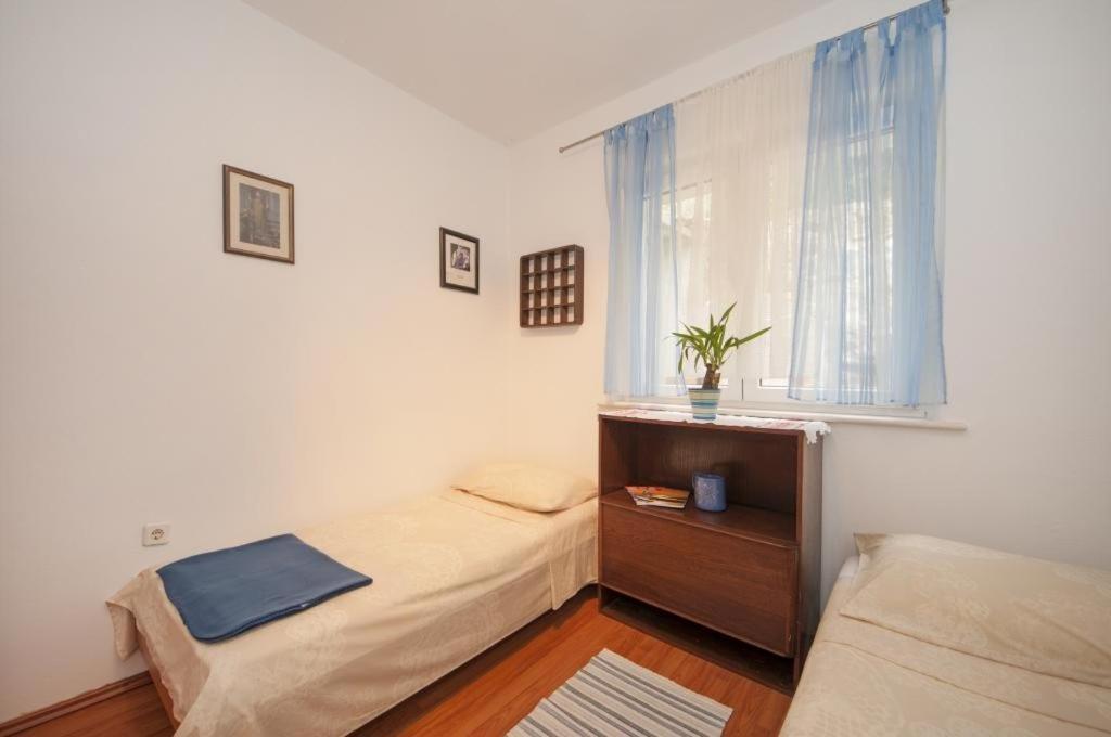Apartments Kalajzic Pucisca Exterior foto